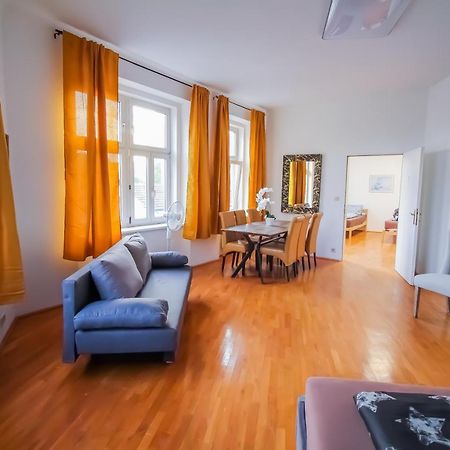 Family 3 Bedroom Apartment Lv7 Wien Exteriör bild